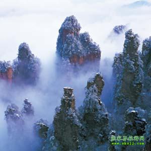 單獨(dú)成團(tuán)H線：張家界、天子山、寶峰湖、天門(mén)山、鳳凰古城純玩四晚五日游