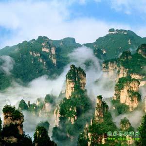 【長(zhǎng)沙往返線路1】張家界、鳳凰古城、天子山、黃龍洞三晚四日游